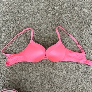 Victoria’s Secret push up bra